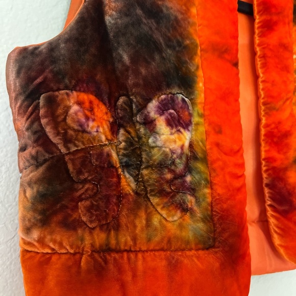 Vintage Velvet Crop Vest Butterfly Design - Picture 3 of 4